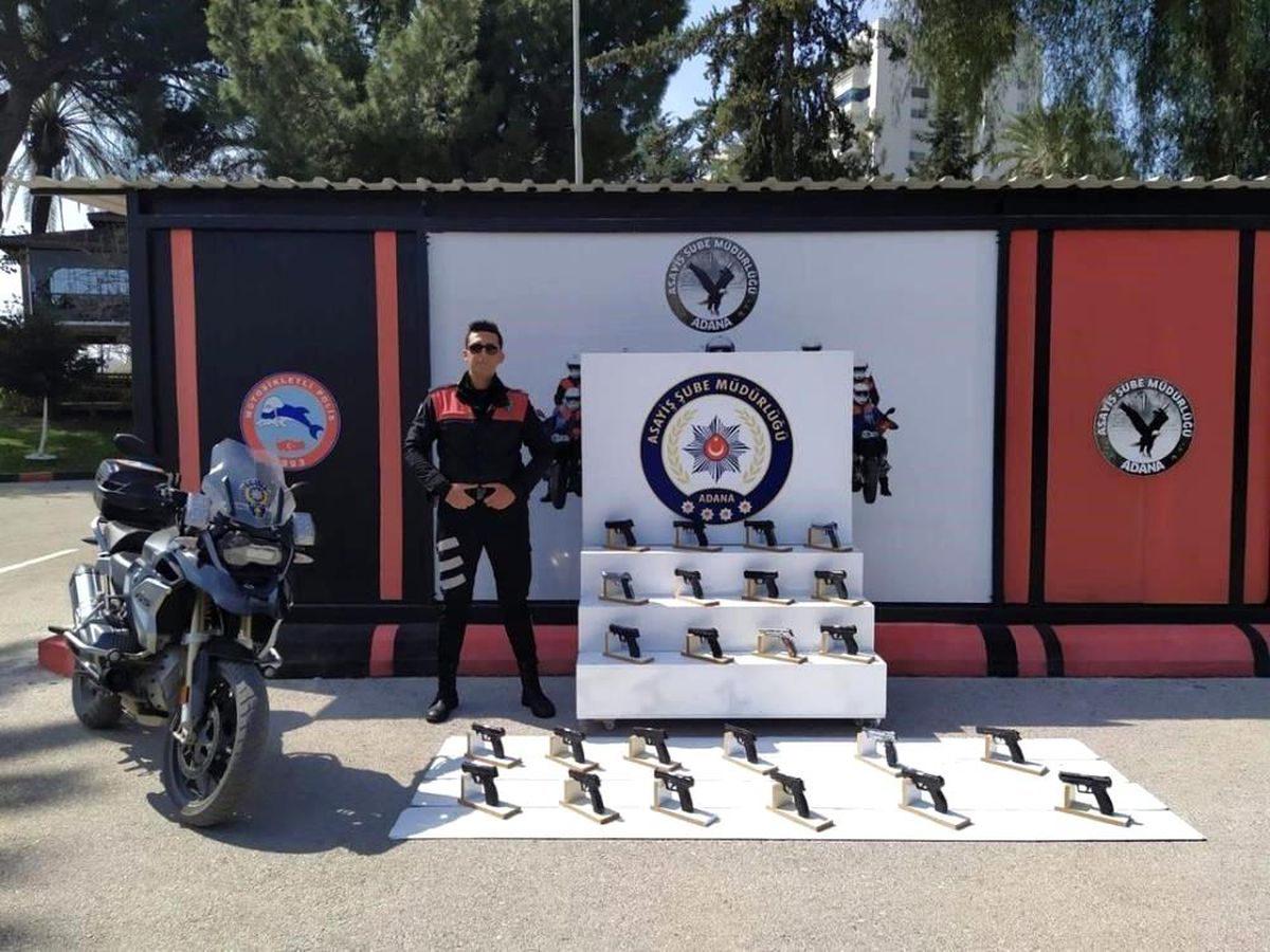 Adana\'da 276 silah ele geçirildi