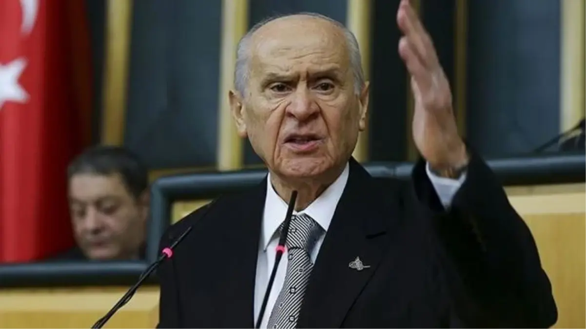 Beşiktaş üyeliğinden istifa eden MHP lideri Devlet Bahçeli: Artık Karagümrüklüyüm