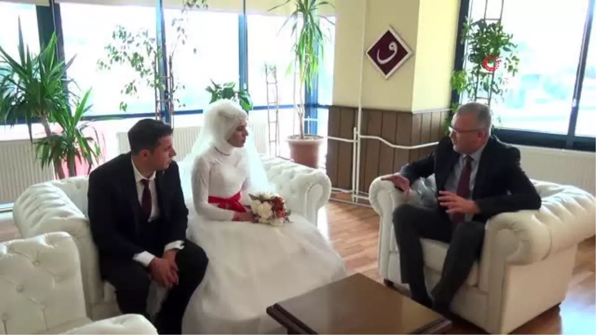 Depremzede çift Karacabey'de dünya evine girdi