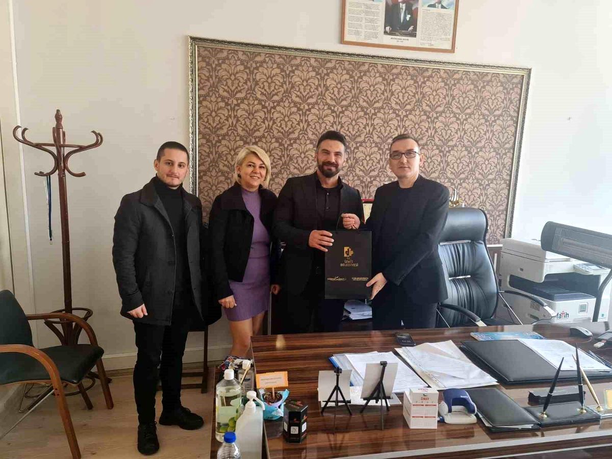 Depremzede öğrenciler için kollar sıvandı