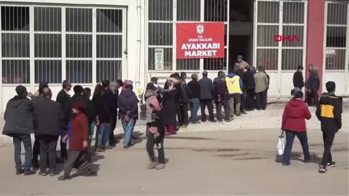 DOĞANŞEHİR\'DE DEPREMZEDELERE YARDIM DAĞITIMLARI DEVAM EDİYOR