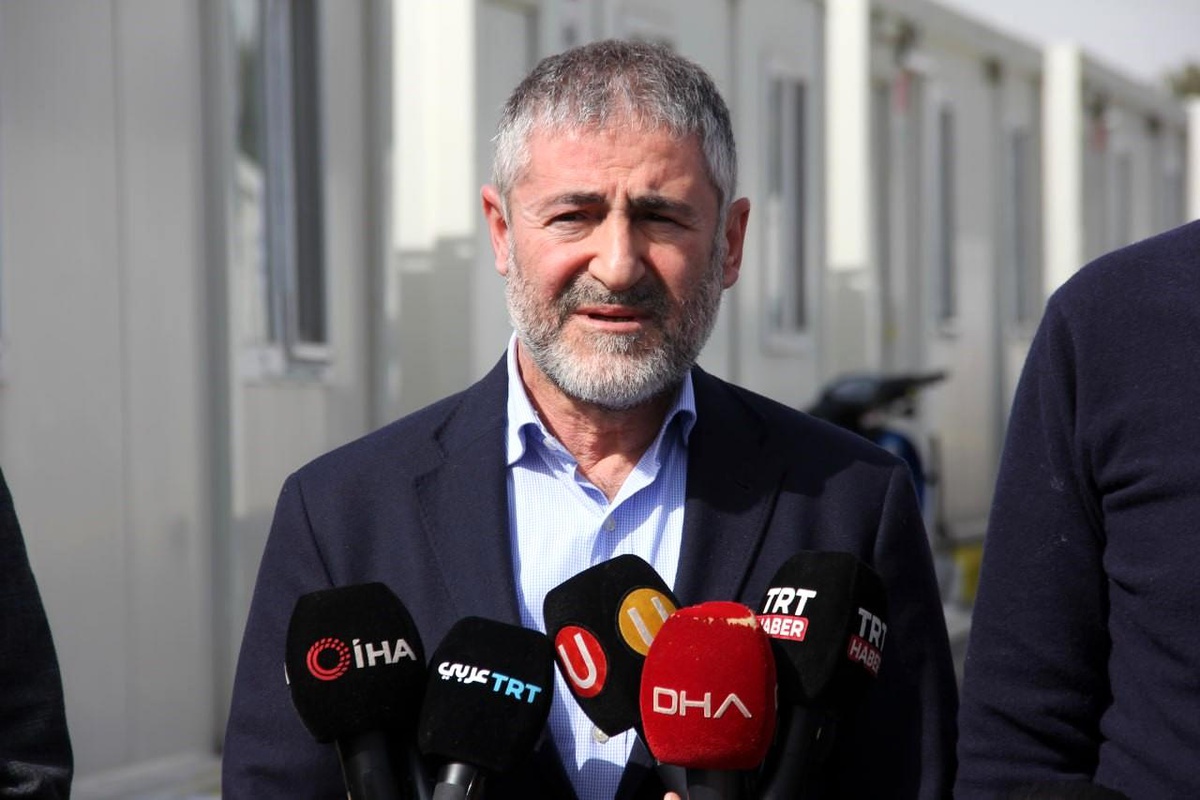 Hazine ve Maliye Bakanı Nebati: "Sakın kimse kısa günün çıkarı konusunda bir hesap yapmasın"