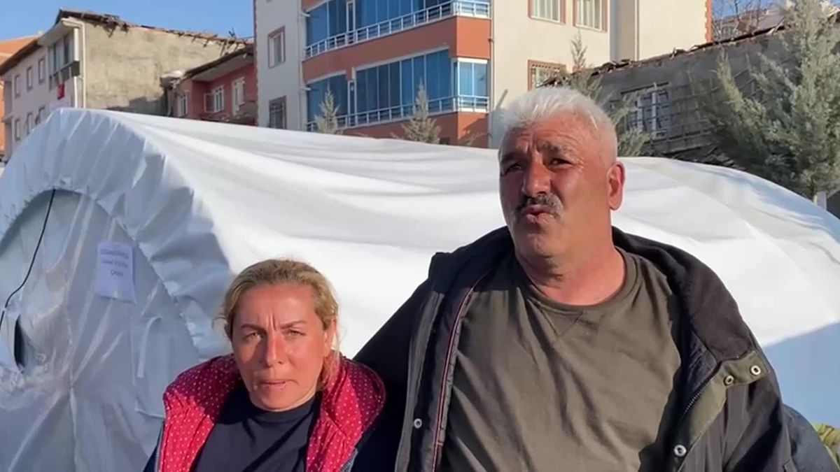Malatyalı Depremzede: İsteğimiz Bir Konteyner. Yat, Kat İstemiyoruz