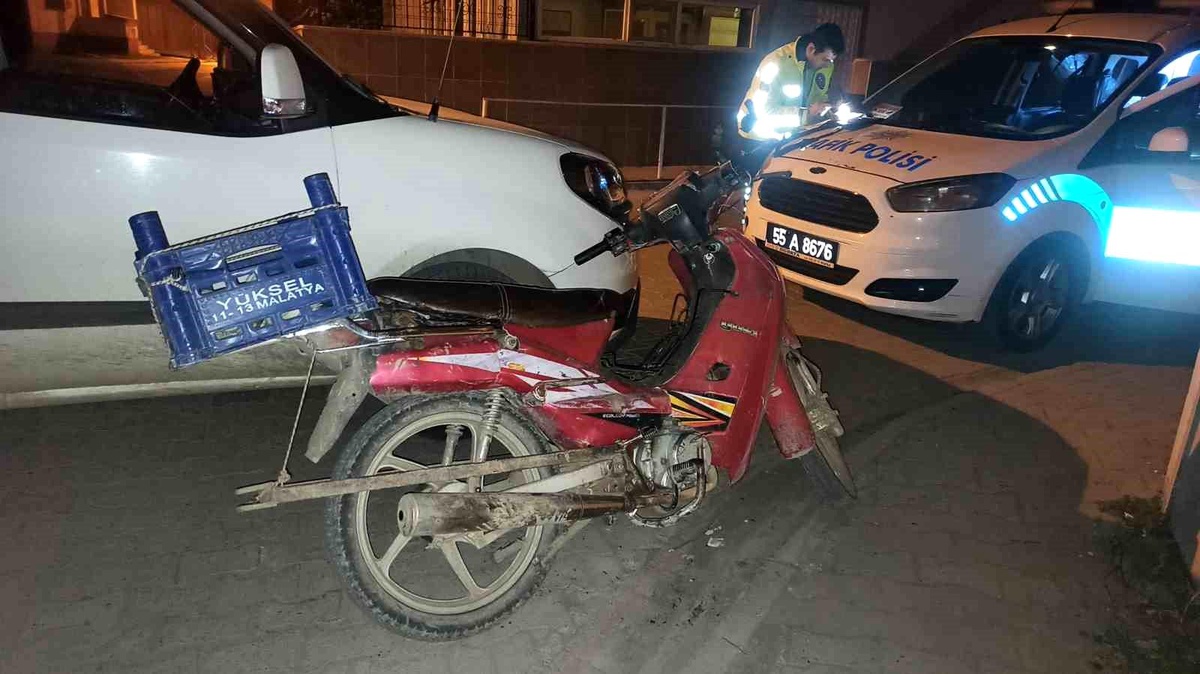 Plakasız motosiklet çalıntı şüphesiyle otoparka çekildi