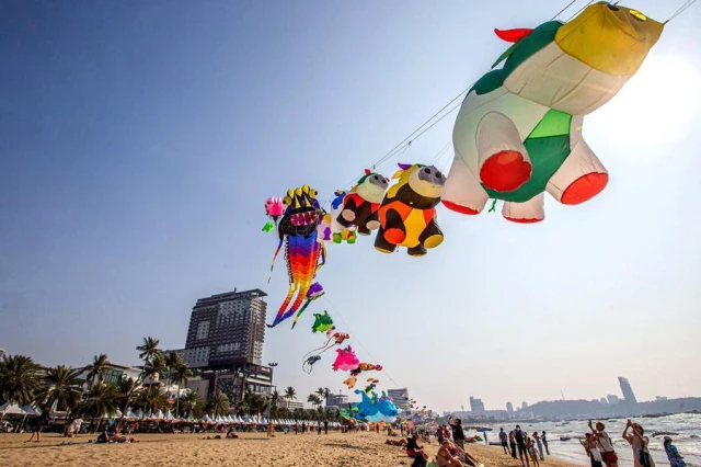 Tayland'da Uluslararası Uçurtma Festivali'nden Renkli Görüntüler