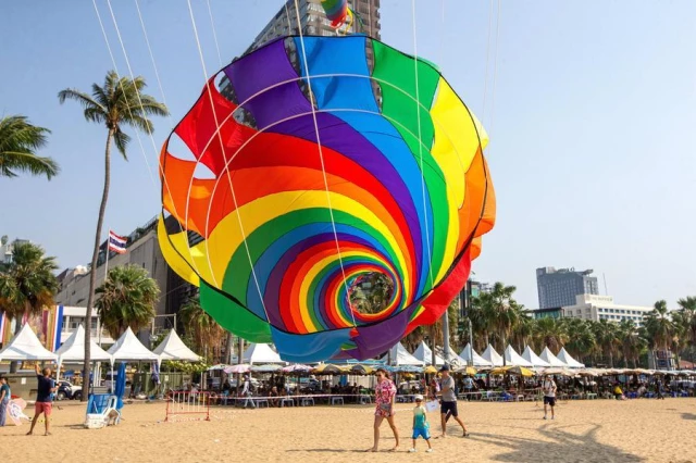 Tayland'da Uluslararası Uçurtma Festivali'nden Renkli Görüntüler
