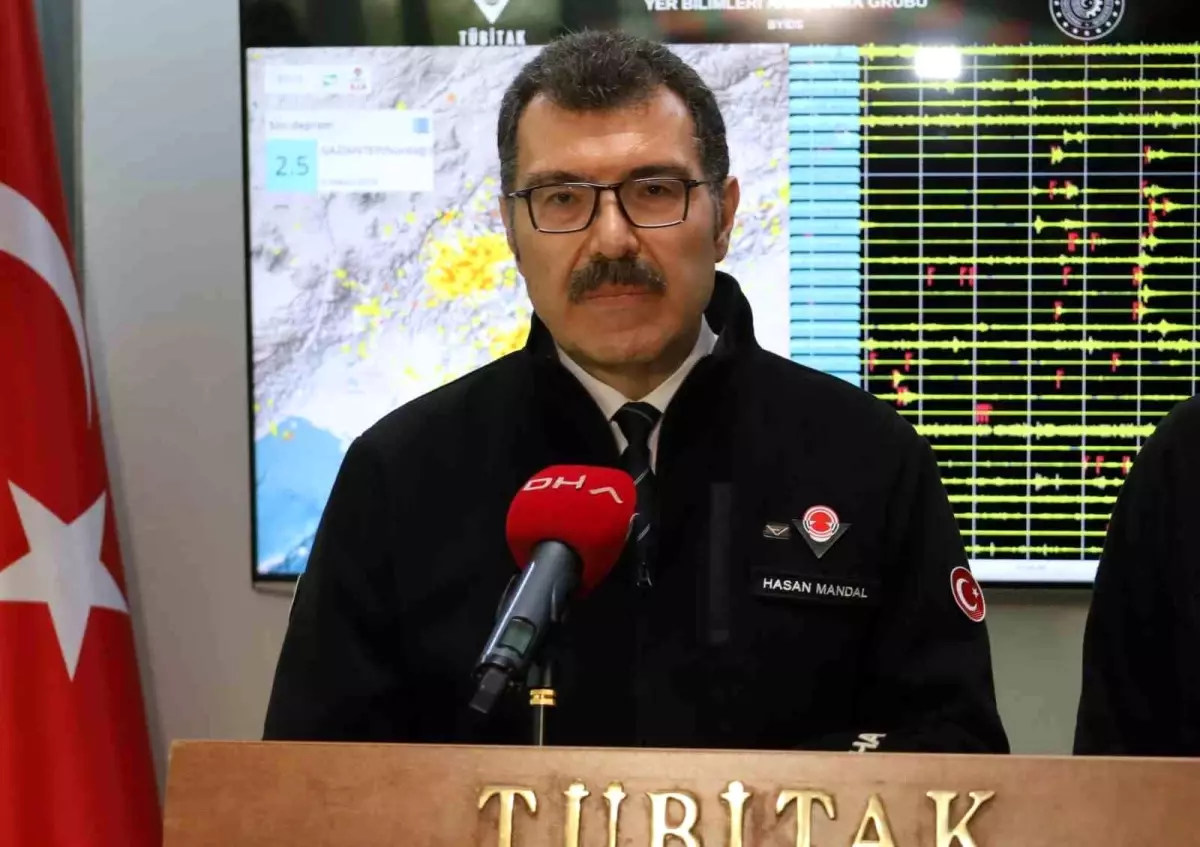 TÜBİTAK Başkanı Mandal Bölgede her 30 saniyede 1 deprem görüyoruz