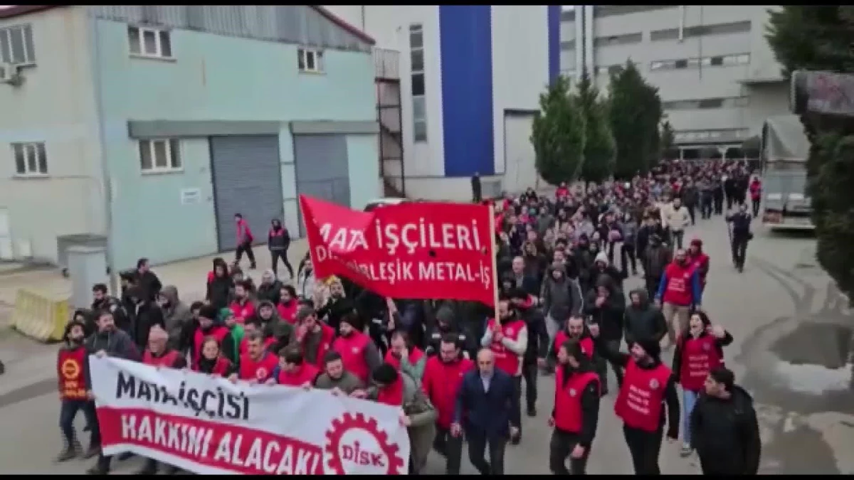 Arzu Çerkezoğlu, Yüzde 25 Ek Zam Talebiyle Eylem Başlatan Mata Otomotiv İşçilerini Ziyaret Etti: "Türkiye Büyüyorsa Hakkımızı İstiyoruz"