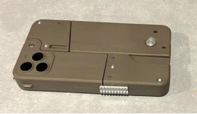 Avustralya'da iPhone şeklinde silah ele geçirildi Avustralya'da iPhone şeklinde silah ele geçirildi