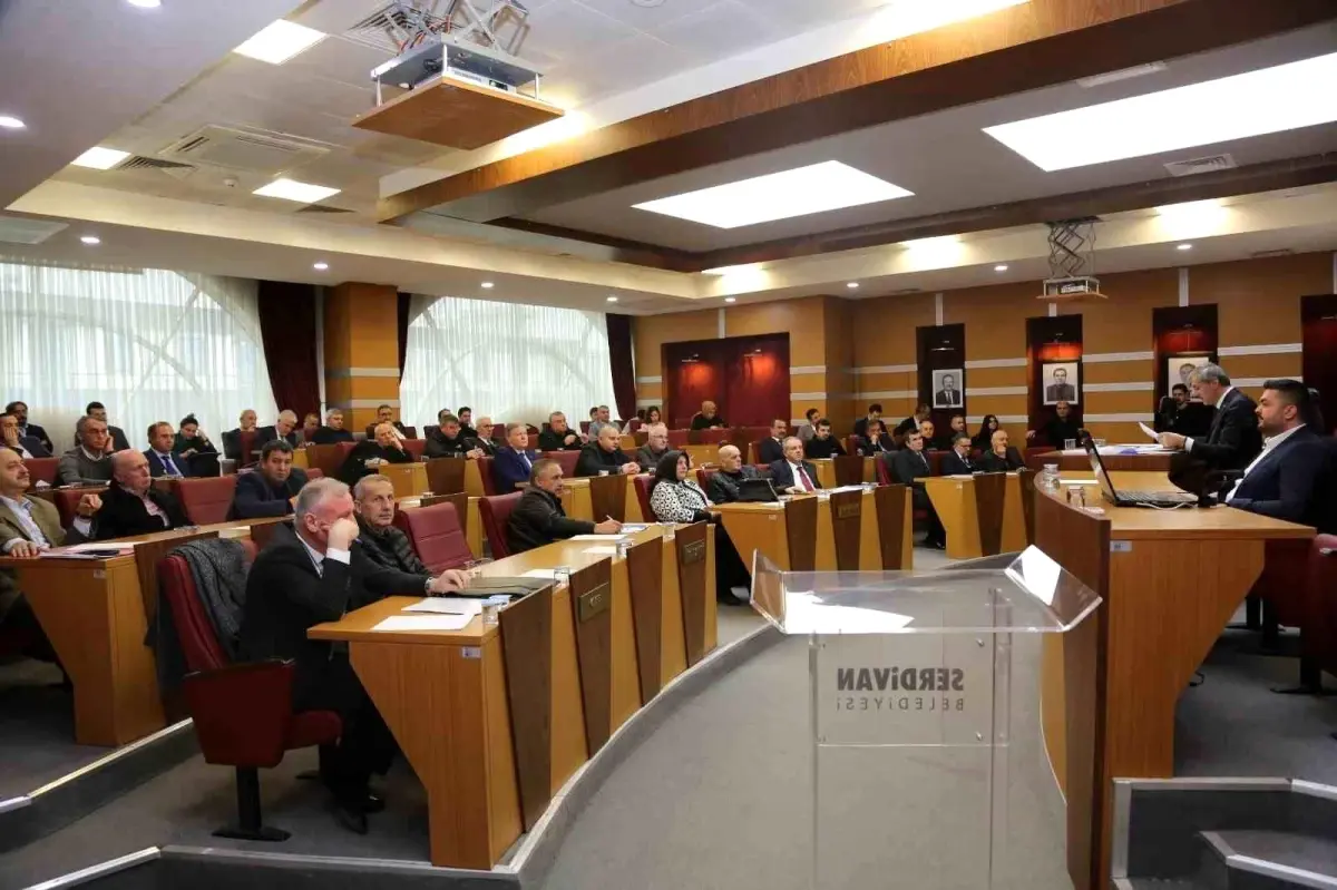 Başkan Alemdar: "Ruhsat, imar ve izin konularında kılı kırk yarmamız gerekiyor"