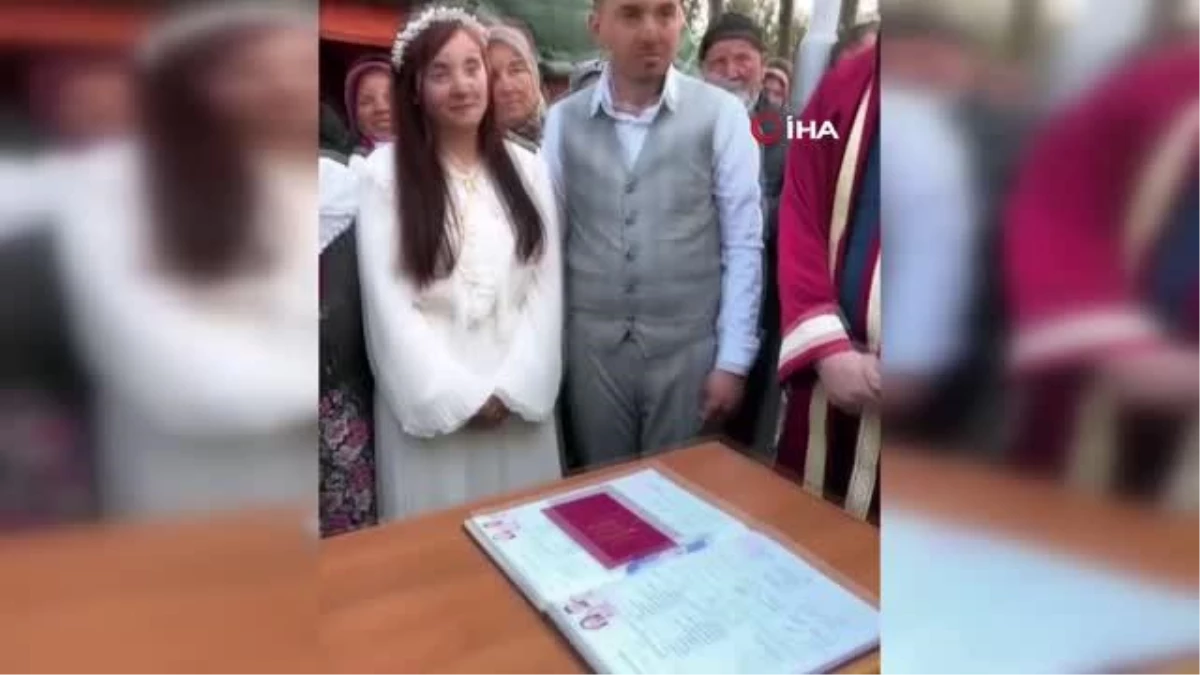 Çadır kentte ilk nikah