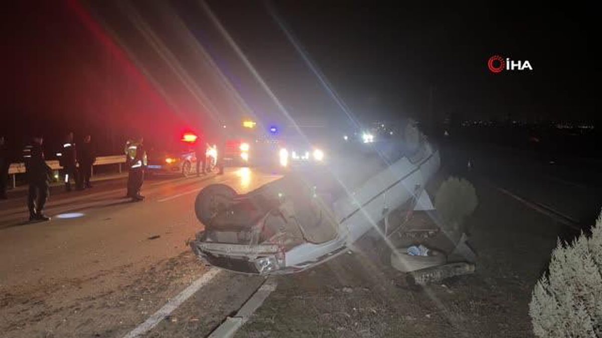 Çekiciye çarparak yoldan çıkan otomobil takla attı: 5 yaralı