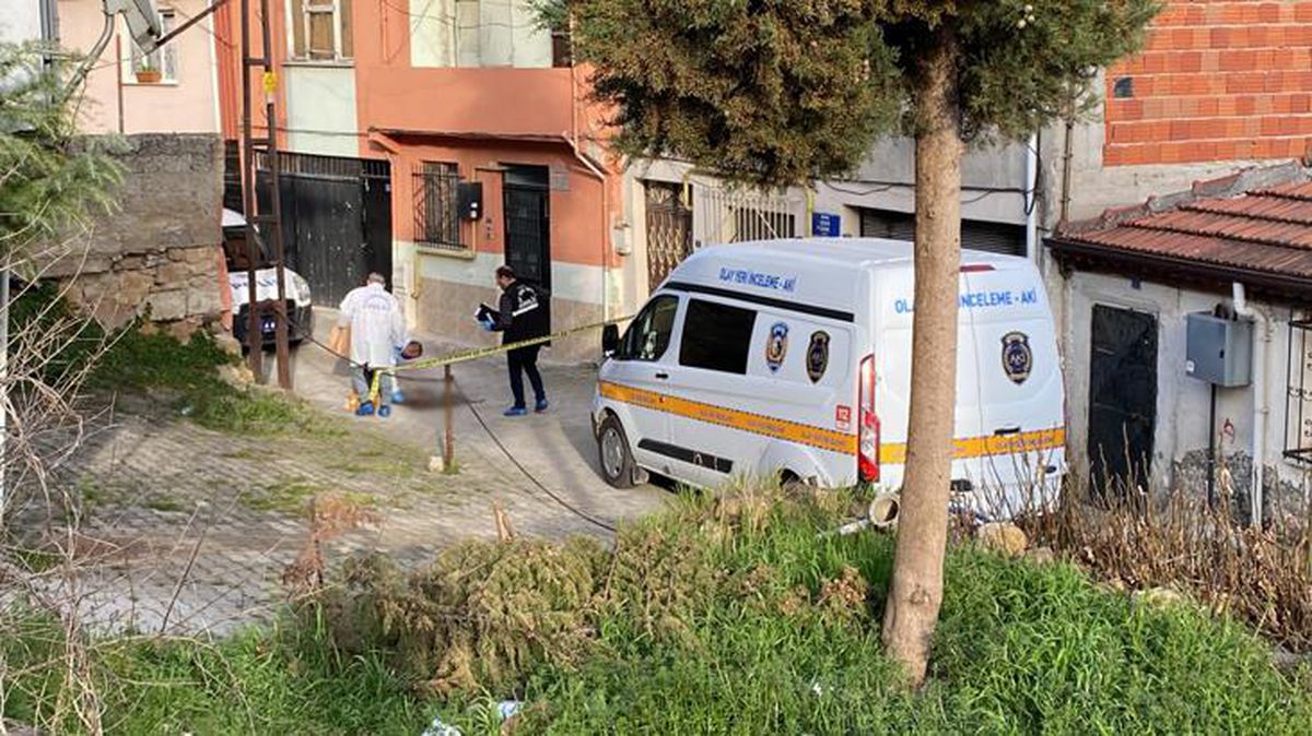 Eşini sokak ortasında bıçaklayarak öldüren sanık: Bize büyü yapıldı, asılmak istiyorum