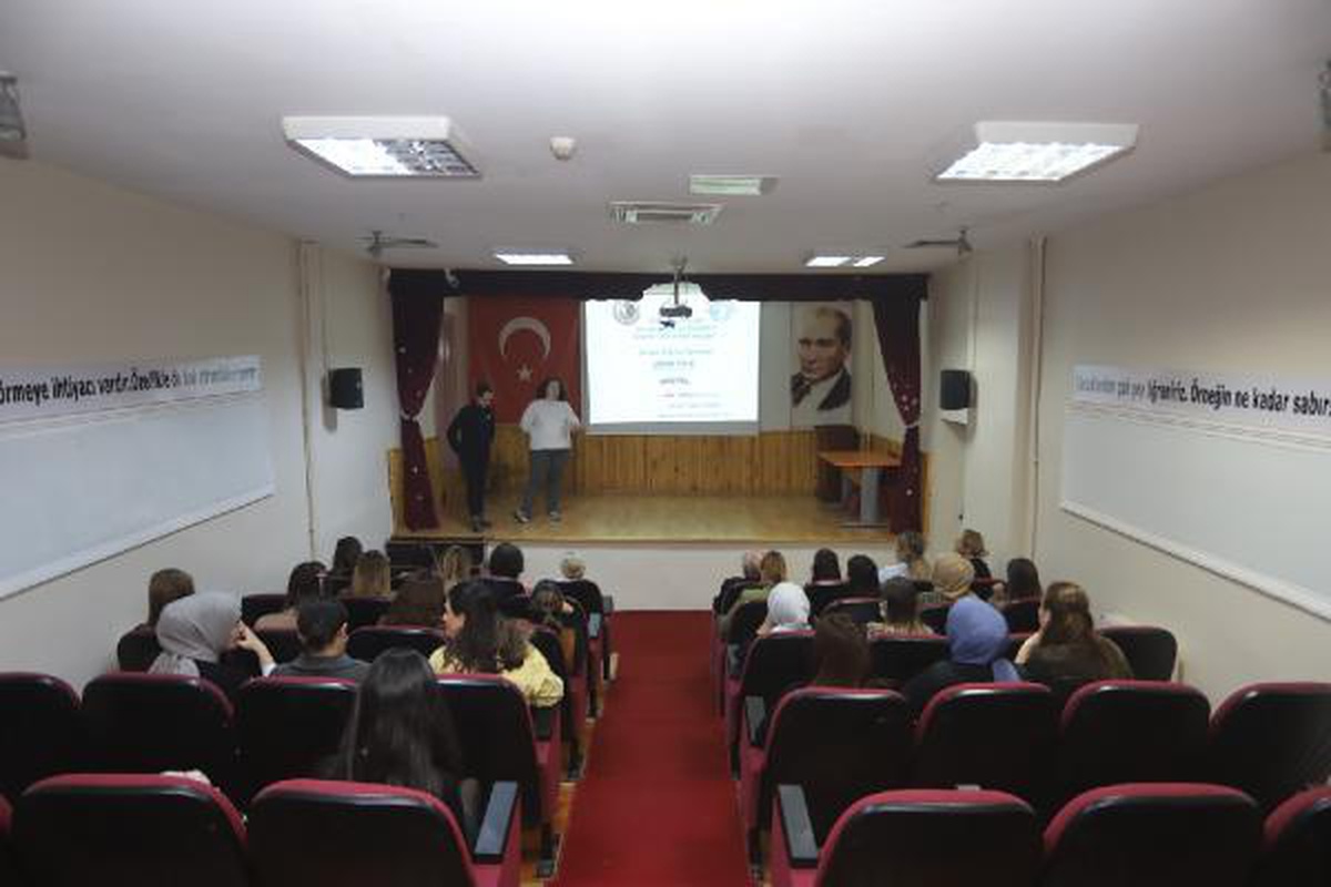 Kreş öğretmenleri çocuklara depremi anlatmak için eğitim aldı