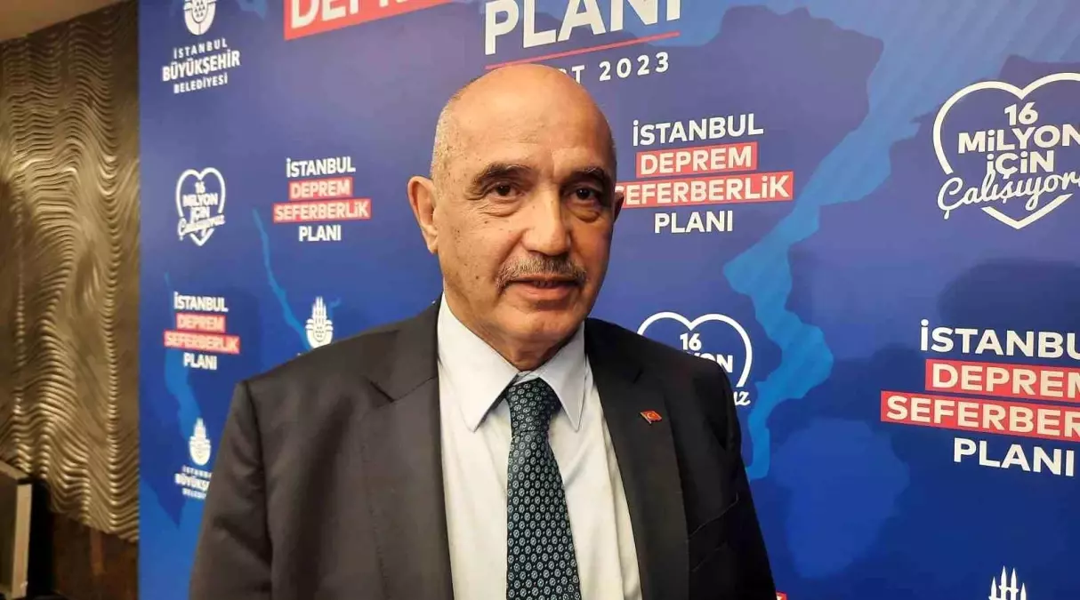 Prof. Dr. Mustafa Ilıcalı, Bakan Kurum\'un İstanbul\'daki riskli binalar için yaptığı açıklamayı değerlendirdi