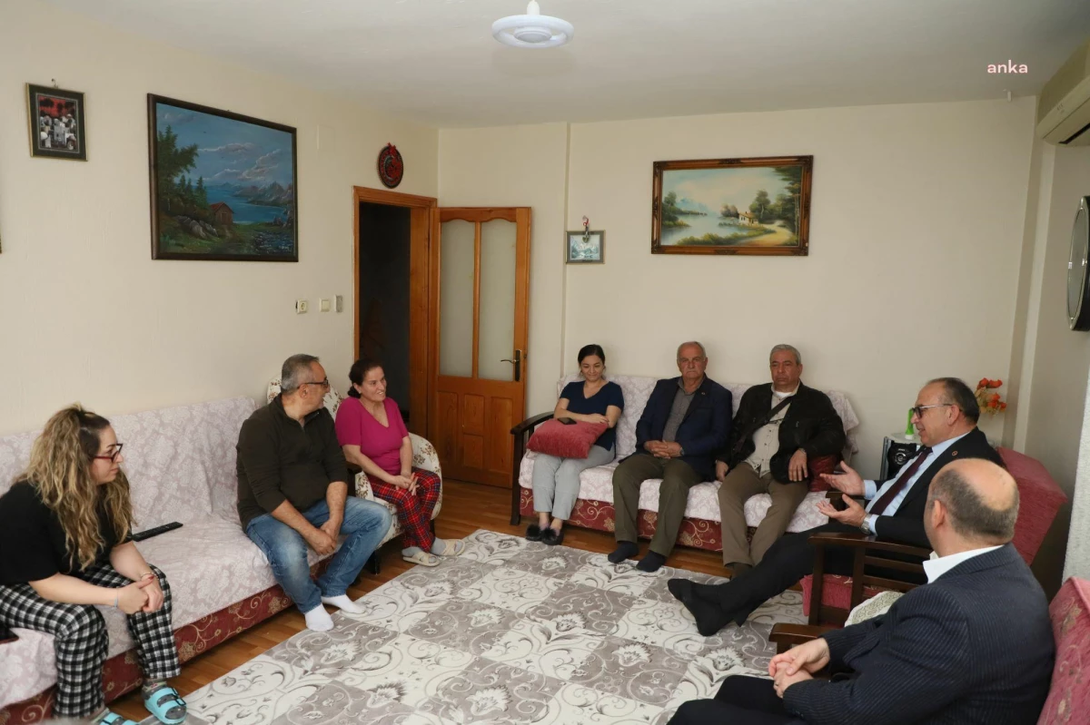 Turgutlu Belediye Başkanı Akın\'dan Kente Gelen Depremzede Ailelere Ziyaret