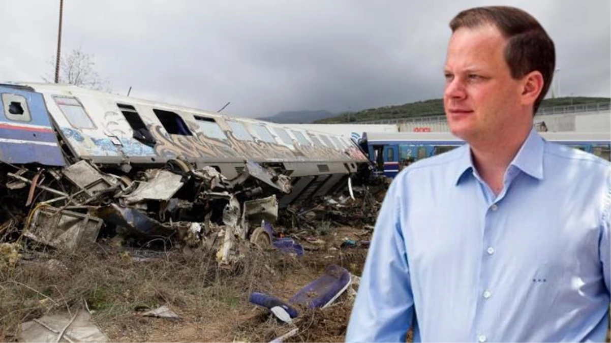 Yunanistan\'daki tren kazasının ardından Altyapı ve Ulaştırma Bakanı Karamanlis istifa etti