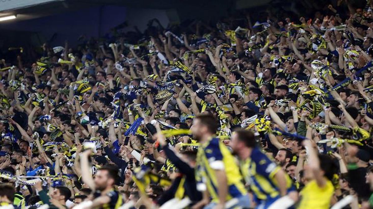 Fenerbahçe'den deplasman yasağı için alınan yürütmeyi durdurma kararı sonrası açıklama: Nihai karar savunmadan sonra verilecek