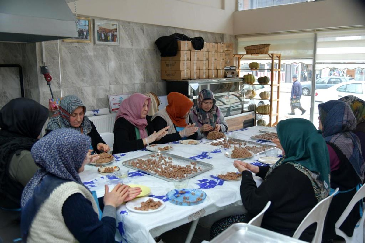 \'Kahraman Kadınlar\' yardım gücünü genişletti