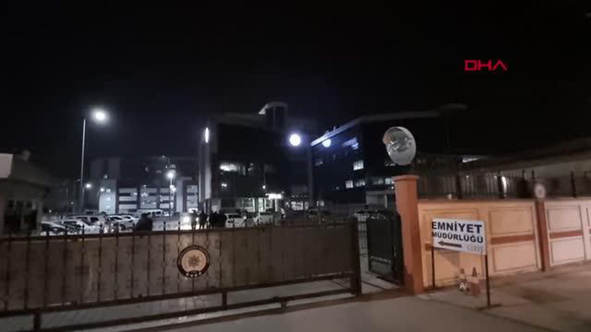 Malatya'da polis telsizinden yıkılan bina anonsları