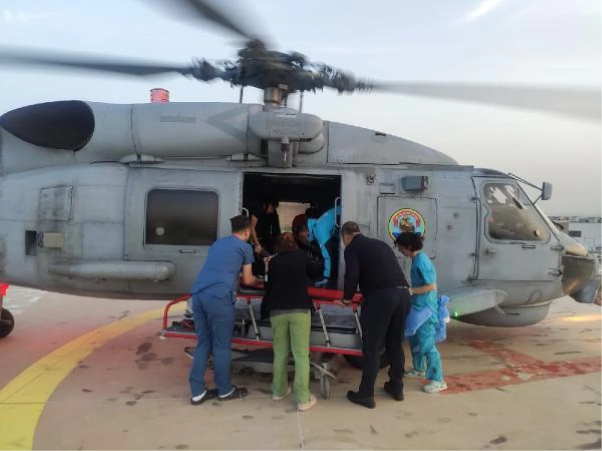 MSB: Hatay\'da tedavi gören bir vatandaş askeri helikopterle Adana\'ya sevk edildi
