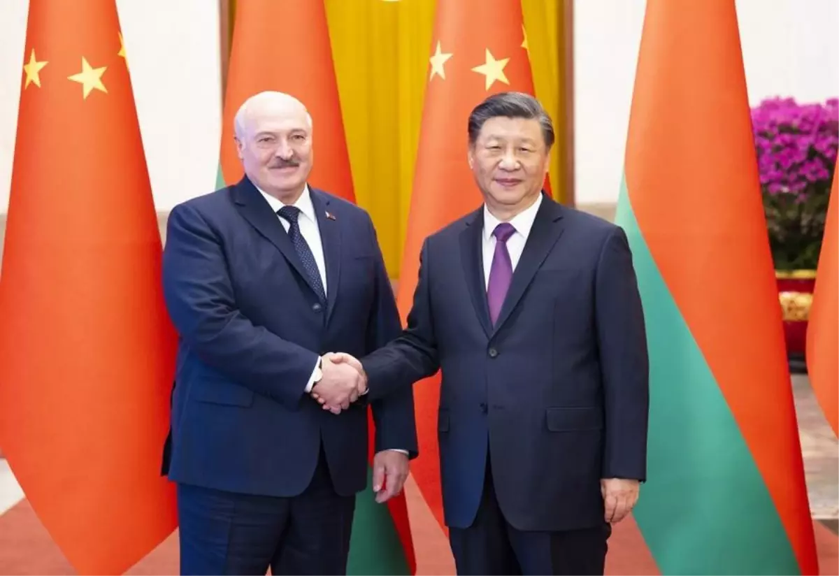 Xi, Belarus Cumhurbaşkanı Lukaşenko ile Biraraya Geldi