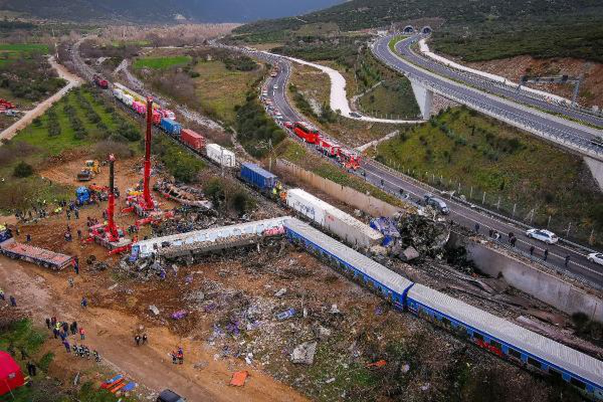 Yunanistan\'da tren kazasında can kaybı 43\'e yükseldi