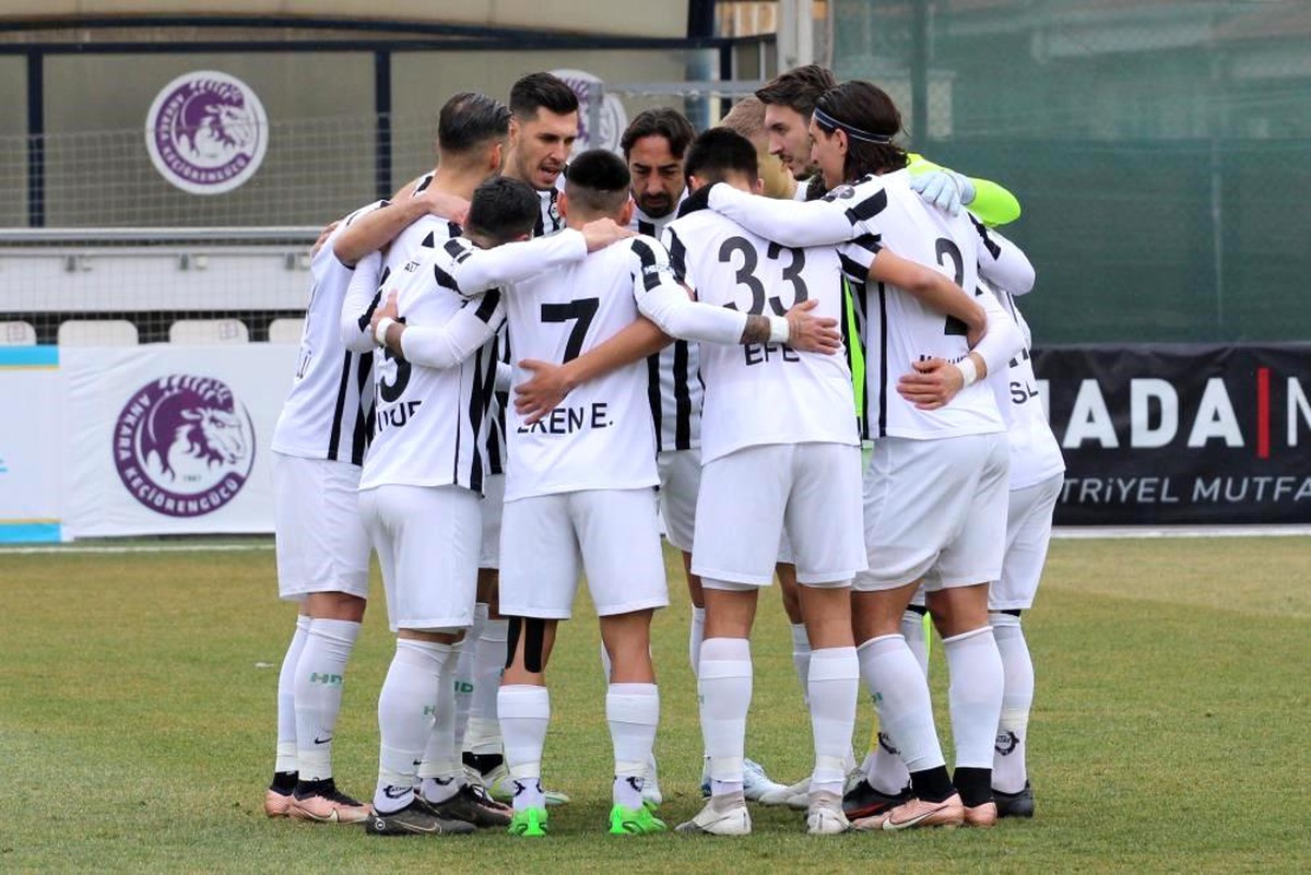 Altay, dış sahadaki üçüncü galibiyetini arıyor