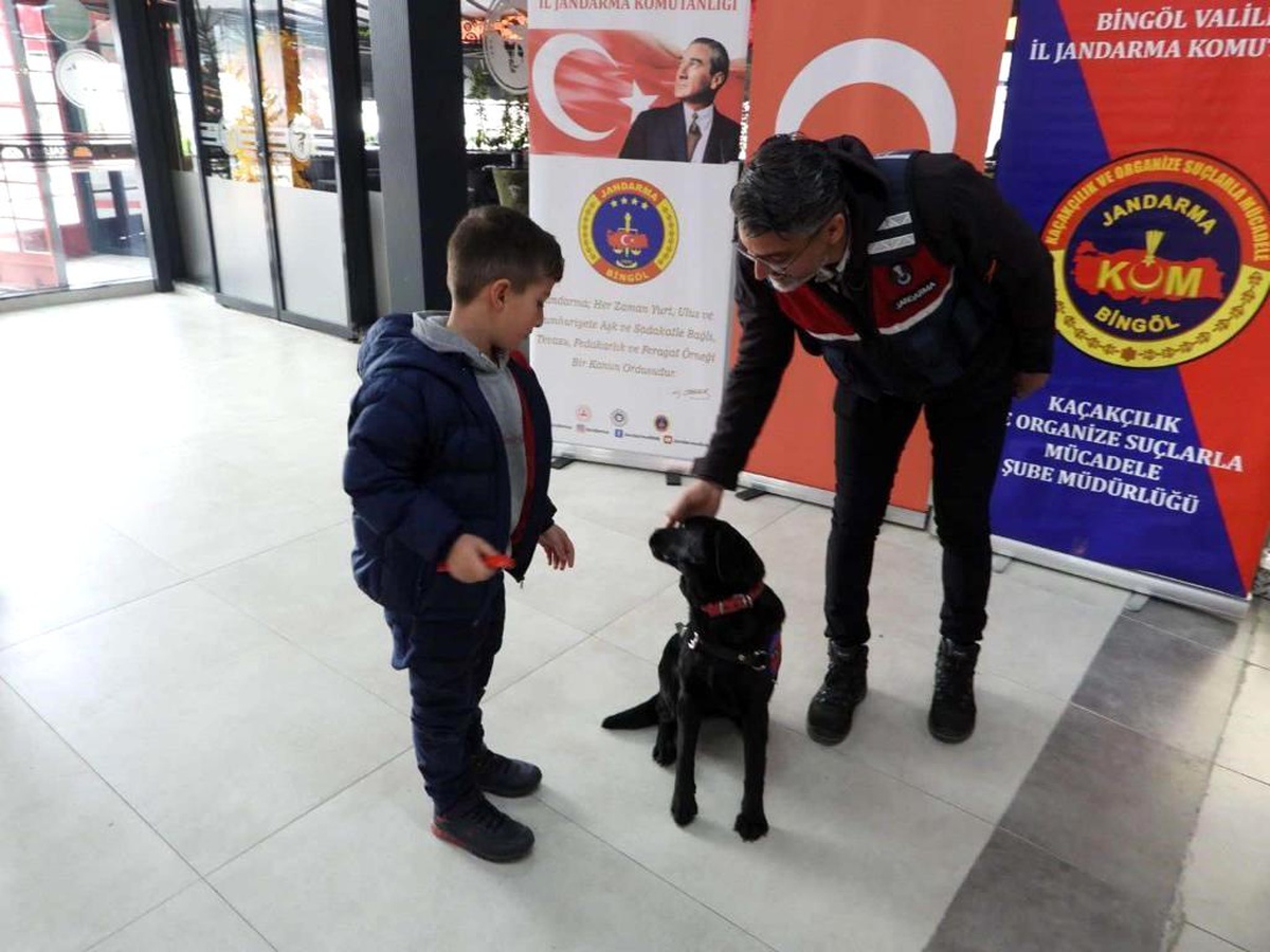 Bingöl\'de vatandaşlar, bağımlılık konusunda bilgilendirildi