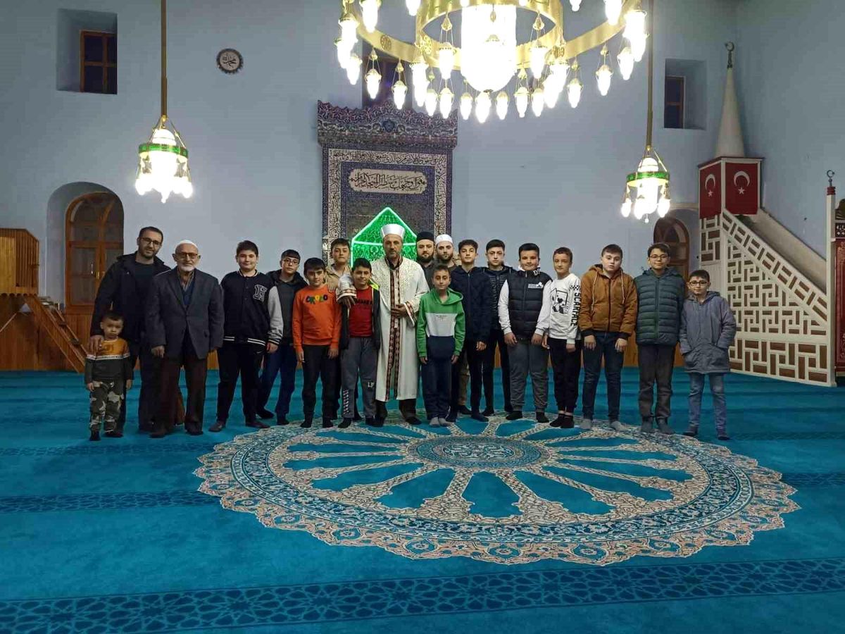 Hisarcık\'ta "Cuma gecesi ailece camideyiz" programı