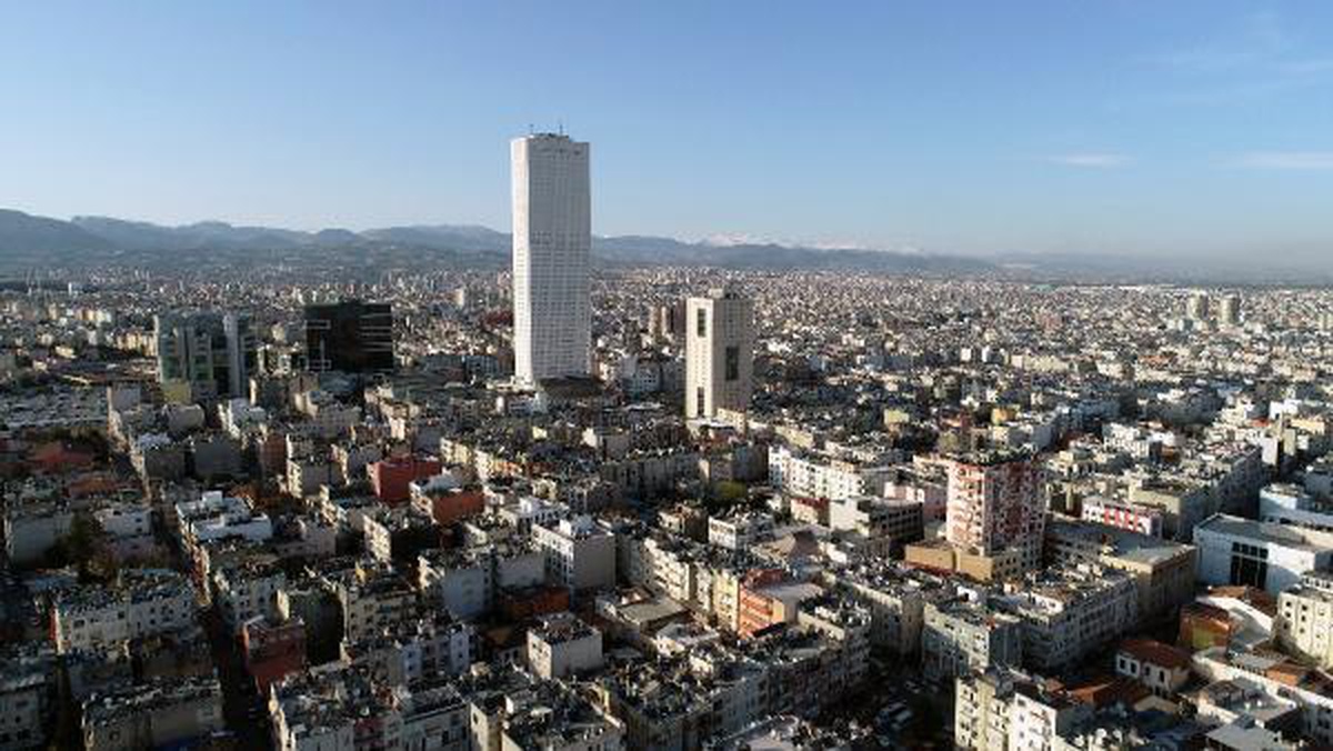 Mersin\'de 59 okul boşaltıldı, 16\'sı için yıkım kararı verildi