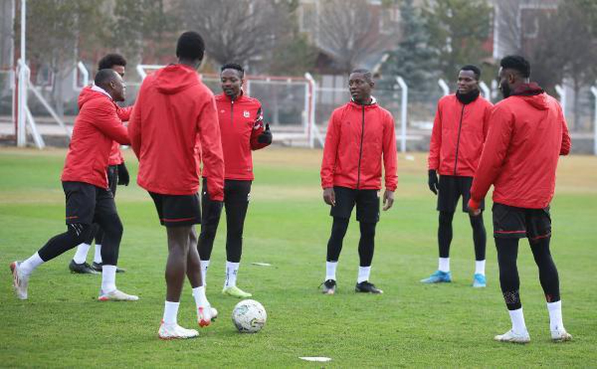 Sivasspor, Fatih Karagümrük maçına hazır