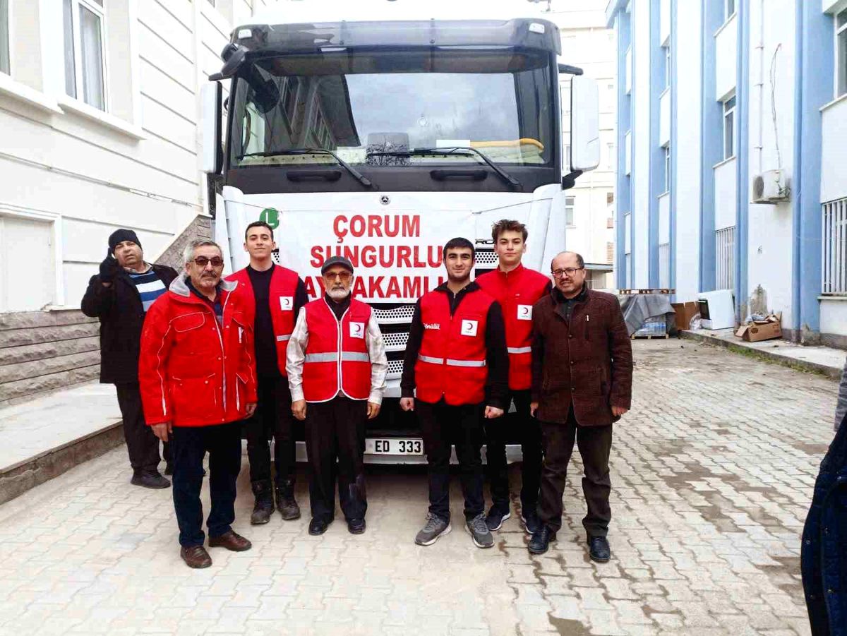 Toplanan yardımlar deprem bölgesine gönderildi