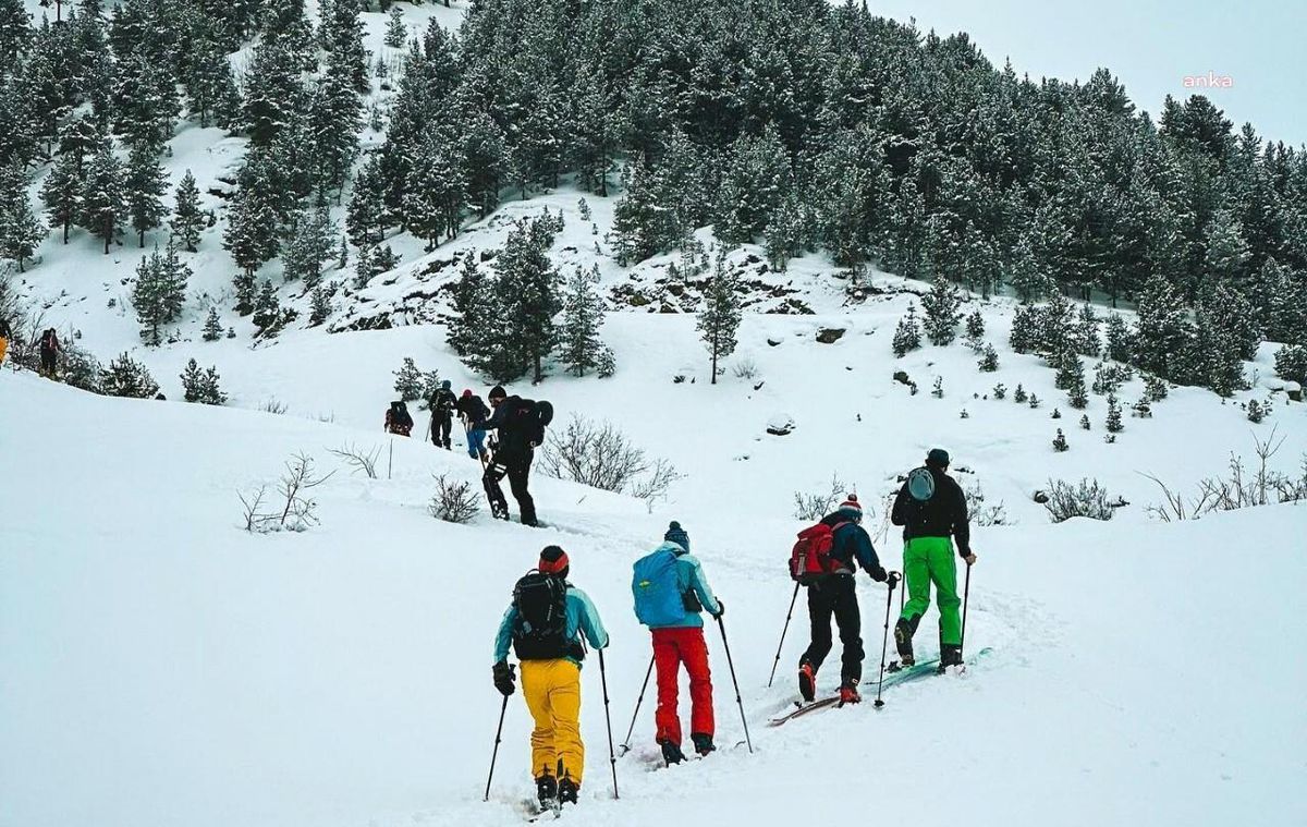 Artvin Yusufeli'nde Çığ Düştü: 2 Kişi Yaşamını Yitirdi