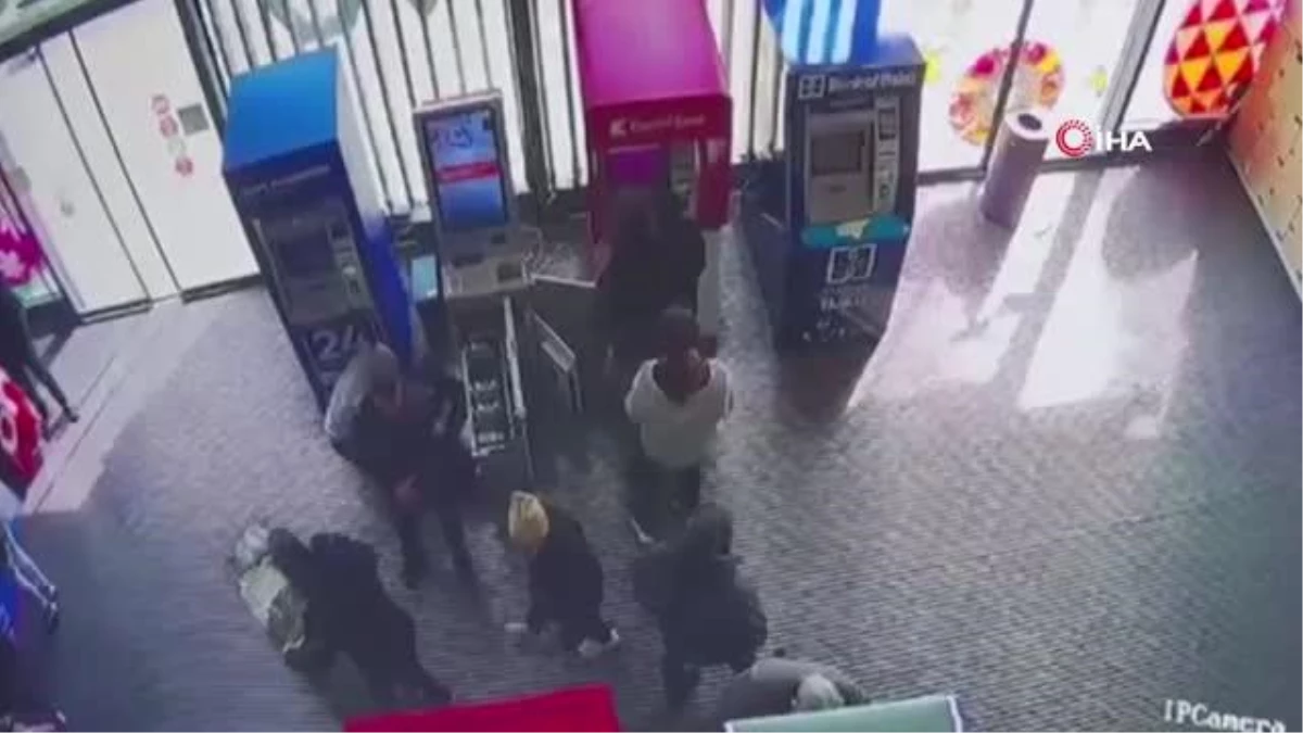 Bakü\'de ATM\'de silahlı soygun: 1 ölü, 2 yaralı