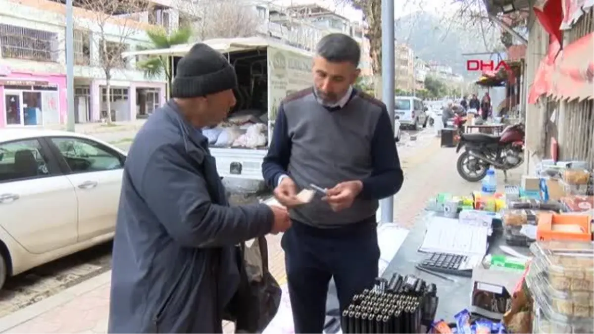 HATAY\'DA ESNAF YARALARINI SARMAYA BAŞLADI; VERESİYE DEFTERLERİ YENİDEN AÇILDI