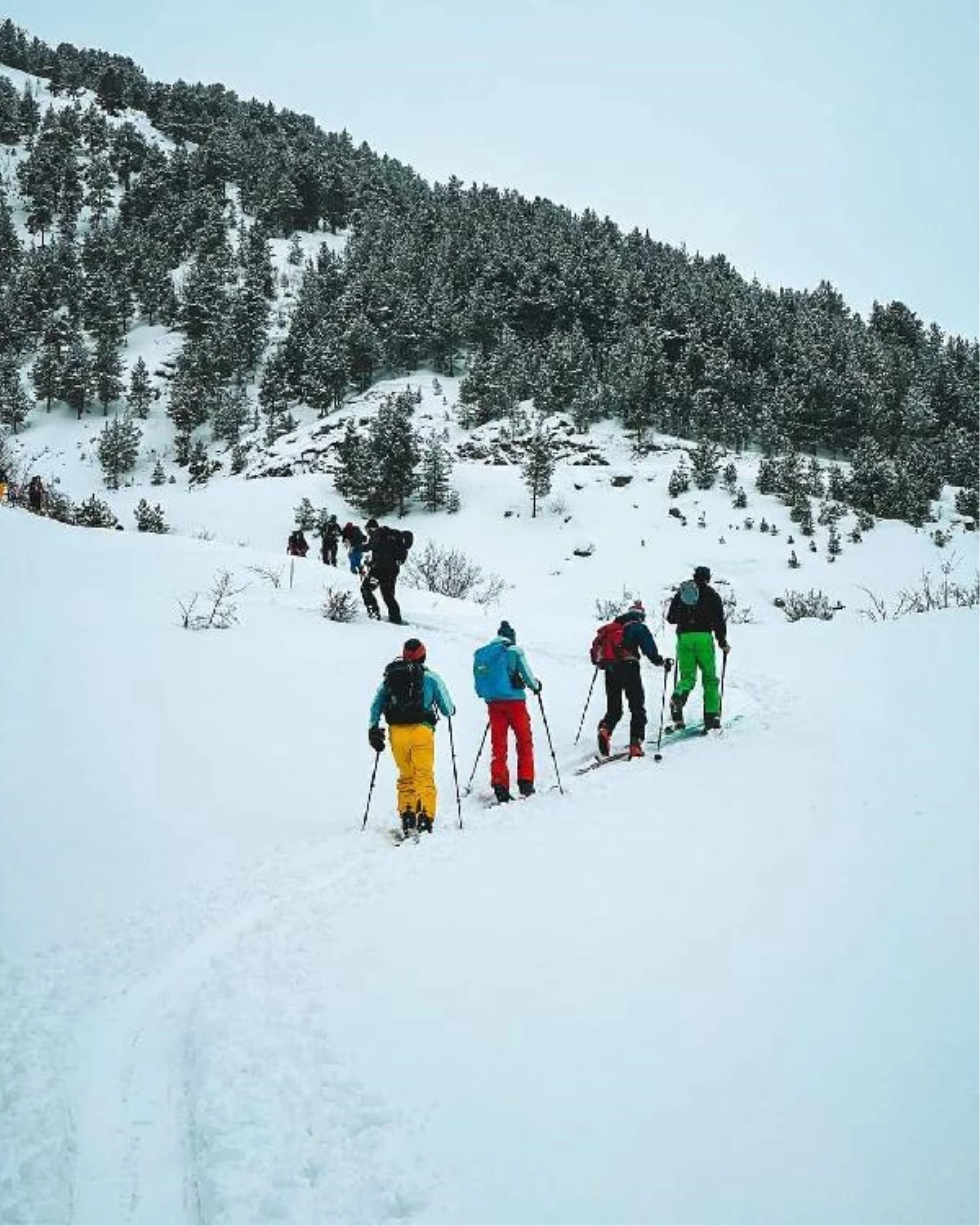 Kaçkar Dağları\'nda kayakçıların üzerine çığ düştü; 2 ölü, 7 yaralı