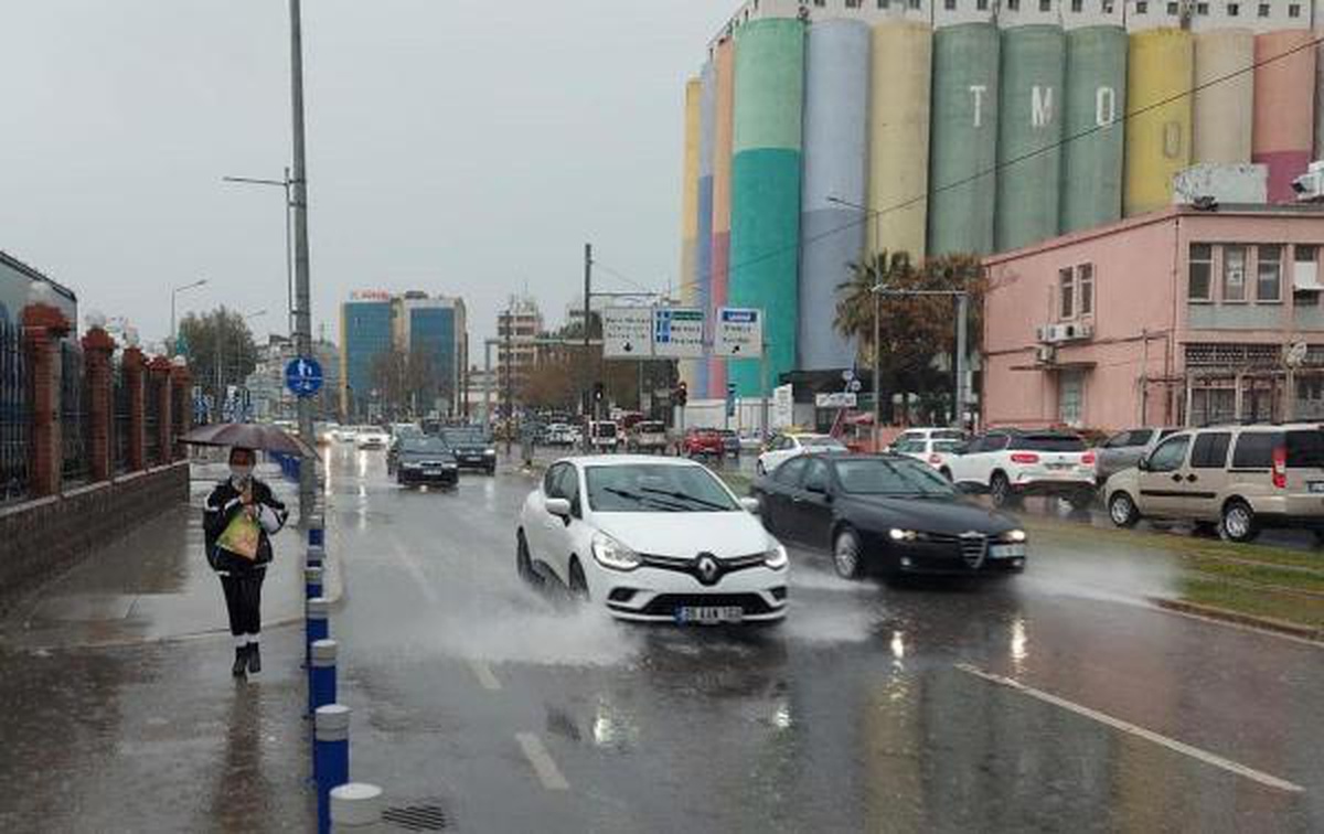 Meteoroloji\'den İzmir için sağanak uyarısı