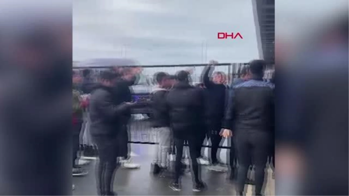 SPOR Trabzonspor\'da vekil başkan Doğan, takım otobüsünü karşıladı