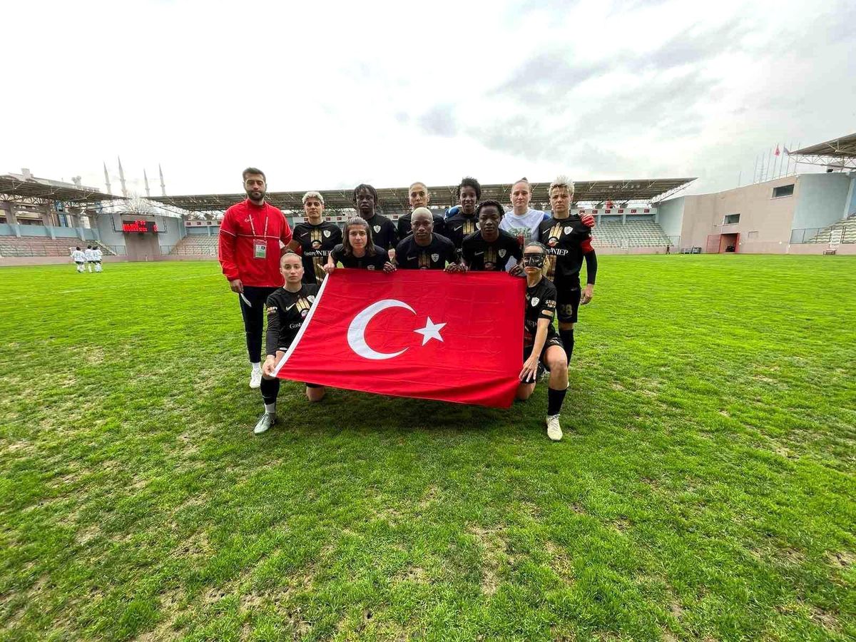ALG Spor, Dudullu\'yu 3-0 yenerek çeyrek finali garantiledi