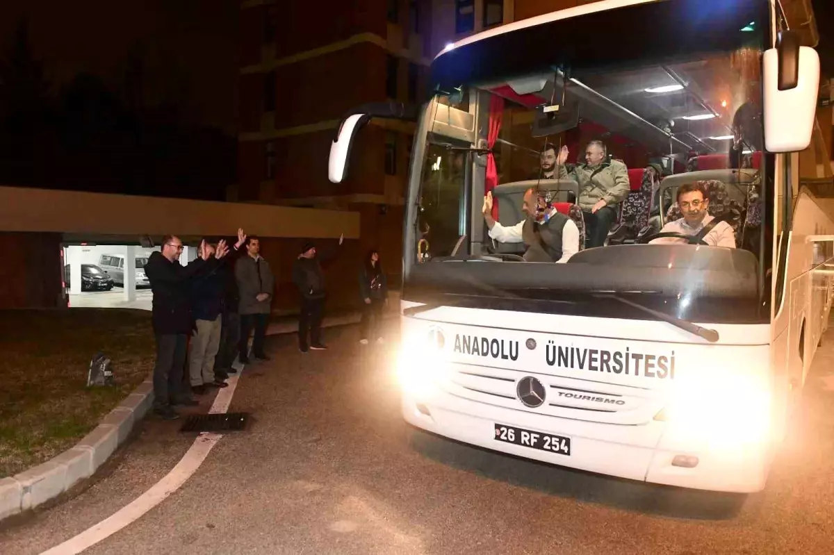 Anadolu Üniversitesi "Anadolu Mutfağı" ile depremzedelerin yanında