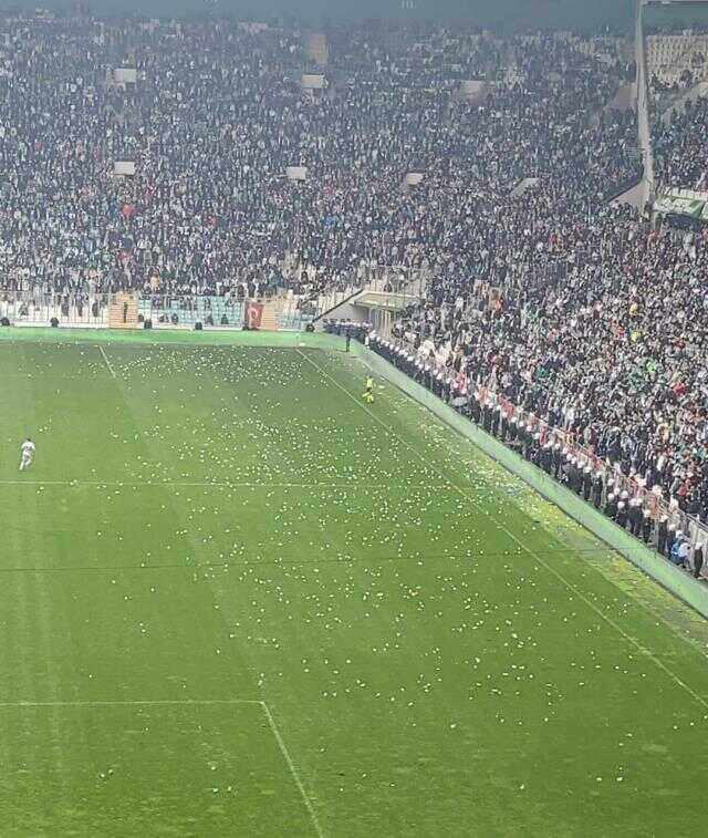 Olayların durulmadığı Bursaspor-Amedspor maçı sonrası 7 kişi gözaltına alındı, 3 görevliye uzaklaştırma geldi