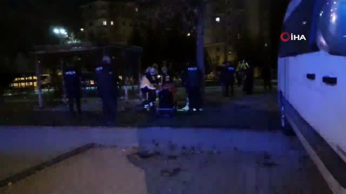 Parkta yürüyen kadın bacağından vuruldu