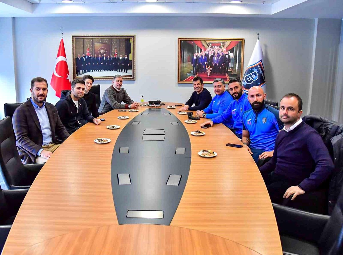 Stefan Kuntz\'dan, Başakşehir\'e ziyaret