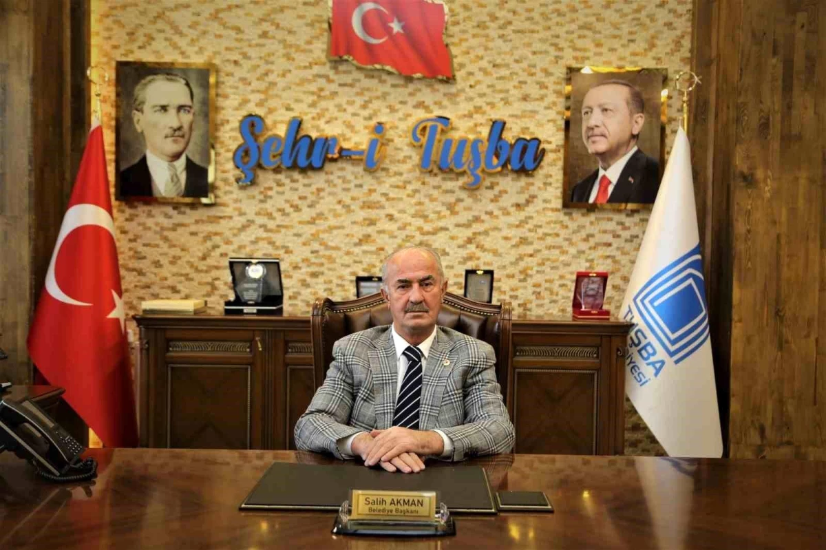 Tuşba Belediye Başkanı Akman\'dan Berat Kandili mesajı