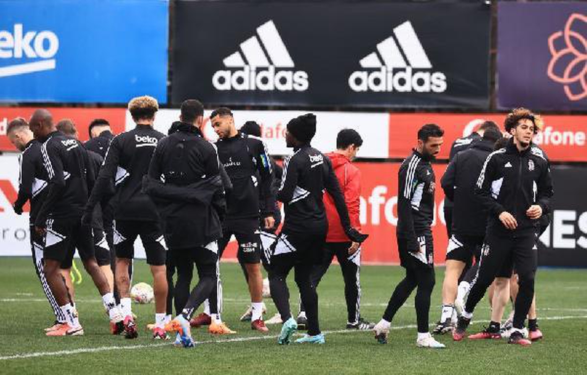 Beşiktaş\'ta Medipol Başakşehir maçı hazırlıkları başladı