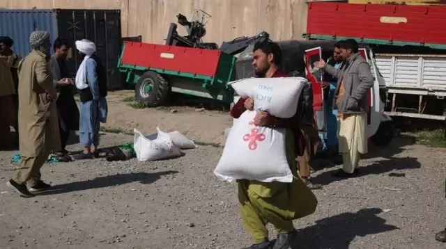 Çin'in Afganistan'a Gönderdiği Yardımlar İhtiyaç Sahiplerine Dağıtıldı