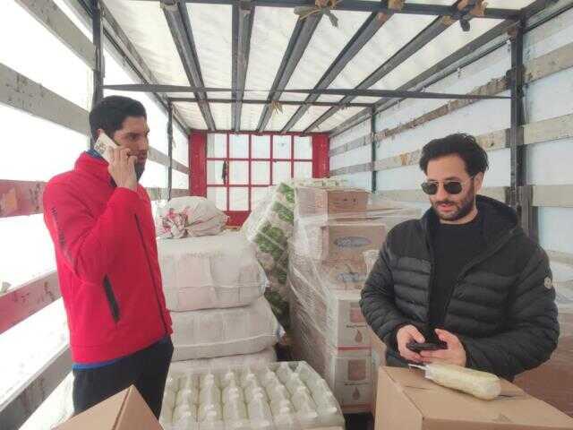 İş insanı Uğurcan Kapıdağ'ın deprem bölgesine yardımları sürüyor