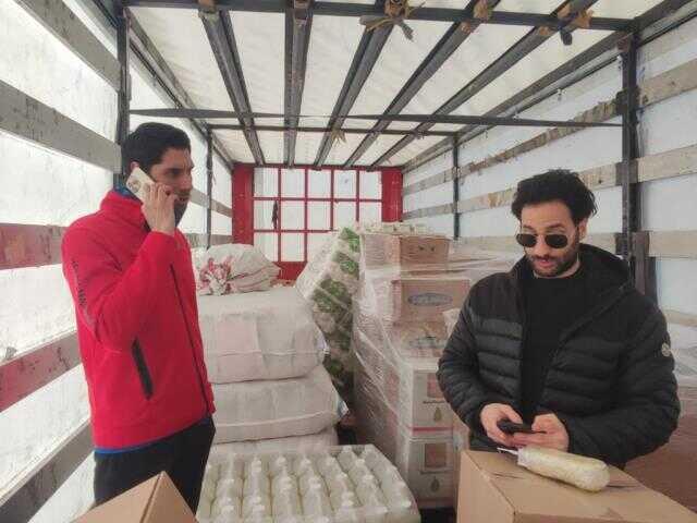 İş insanı Uğurcan Kapıdağ'ın deprem bölgesine yardımları sürüyor