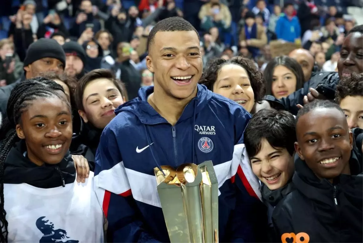 Kylian Mbappe, PSG tarihinin en golcü futbolcusu oldu